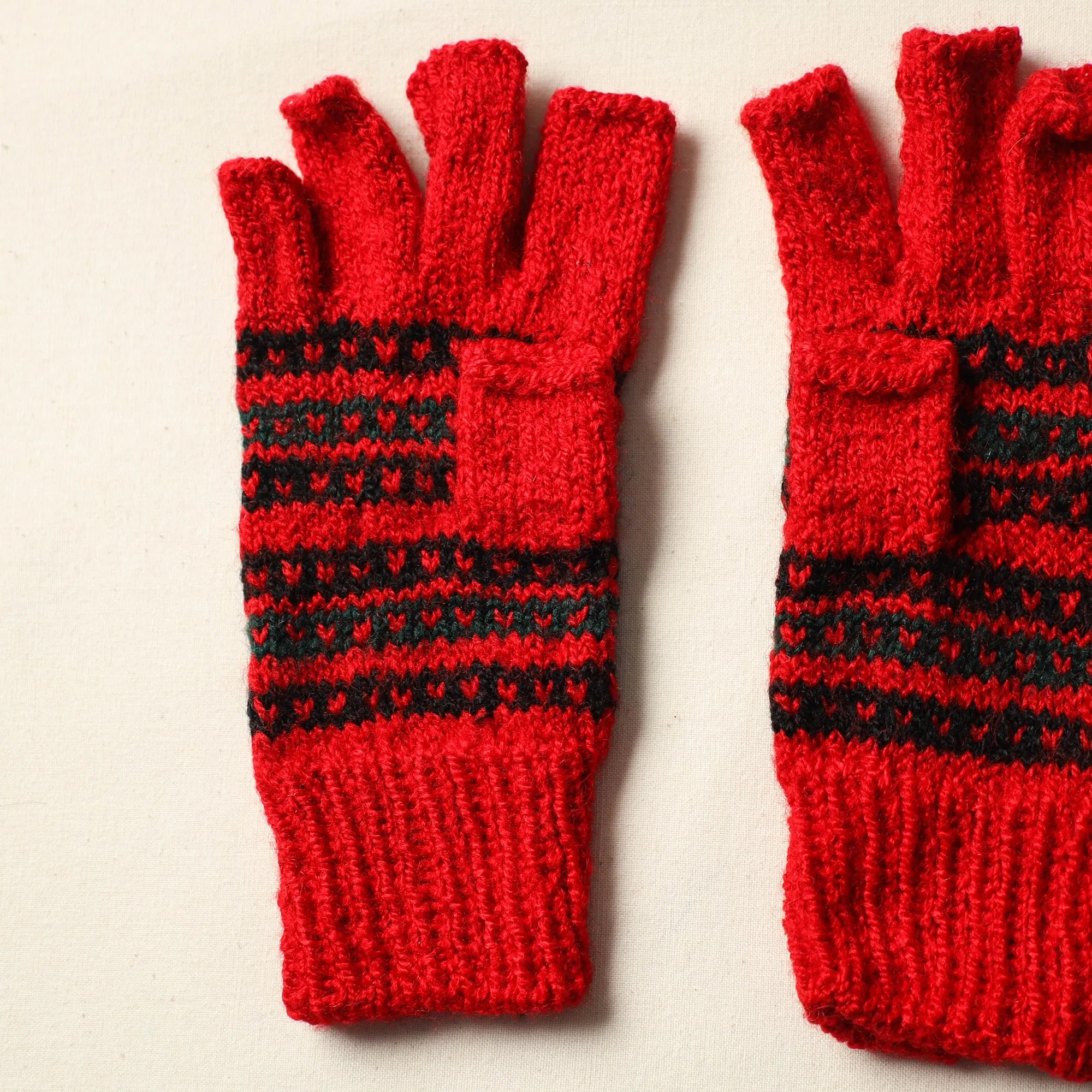 Kumaun Hand Knitted Woolen Gloves (Adult) 18