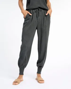 Zinnia Jogger